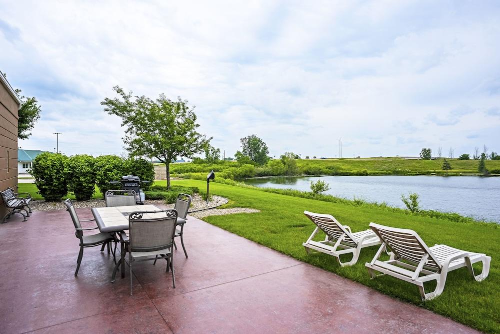 Comfort Inn & Suites Independence Экстерьер фото