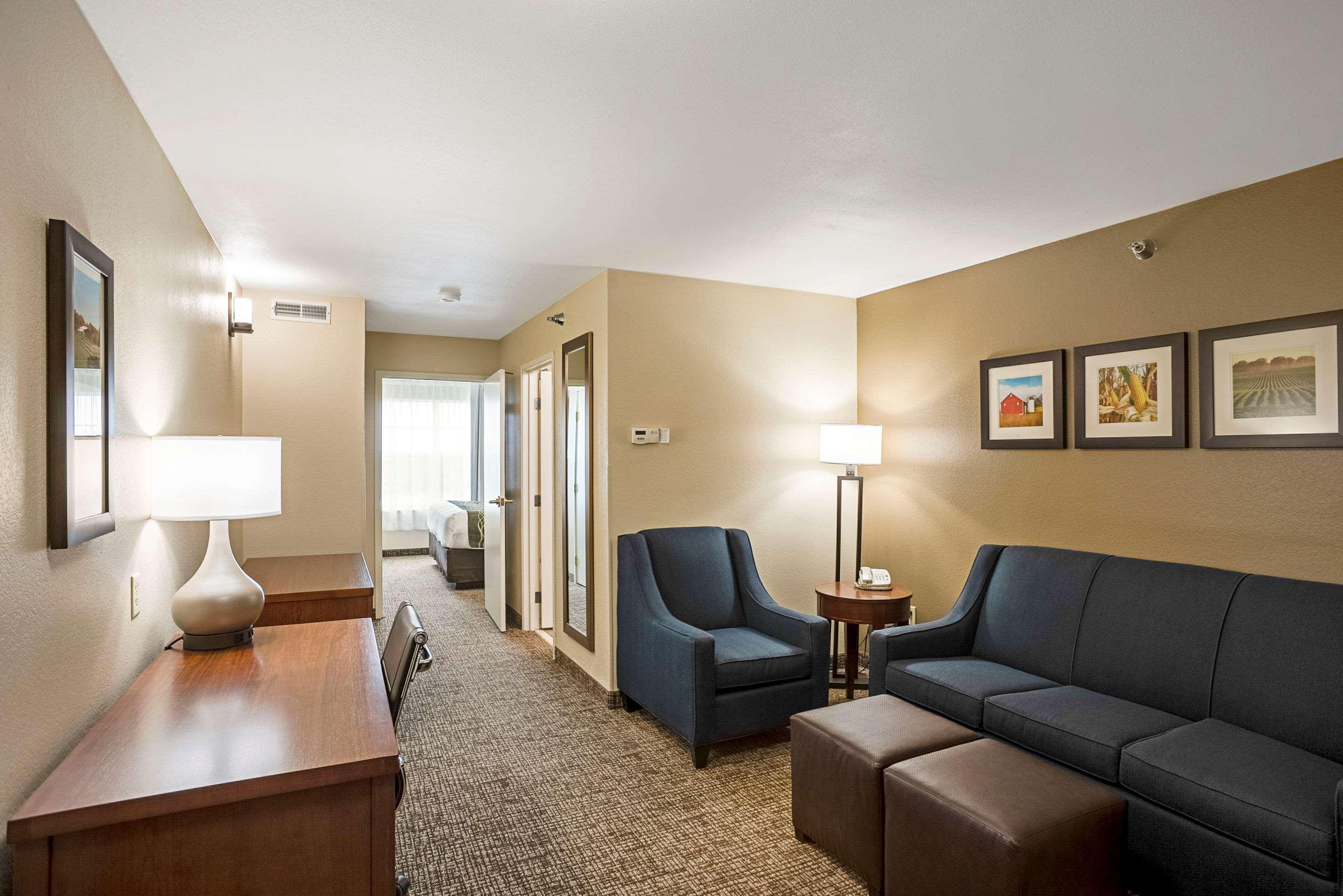 Comfort Inn & Suites Independence Экстерьер фото