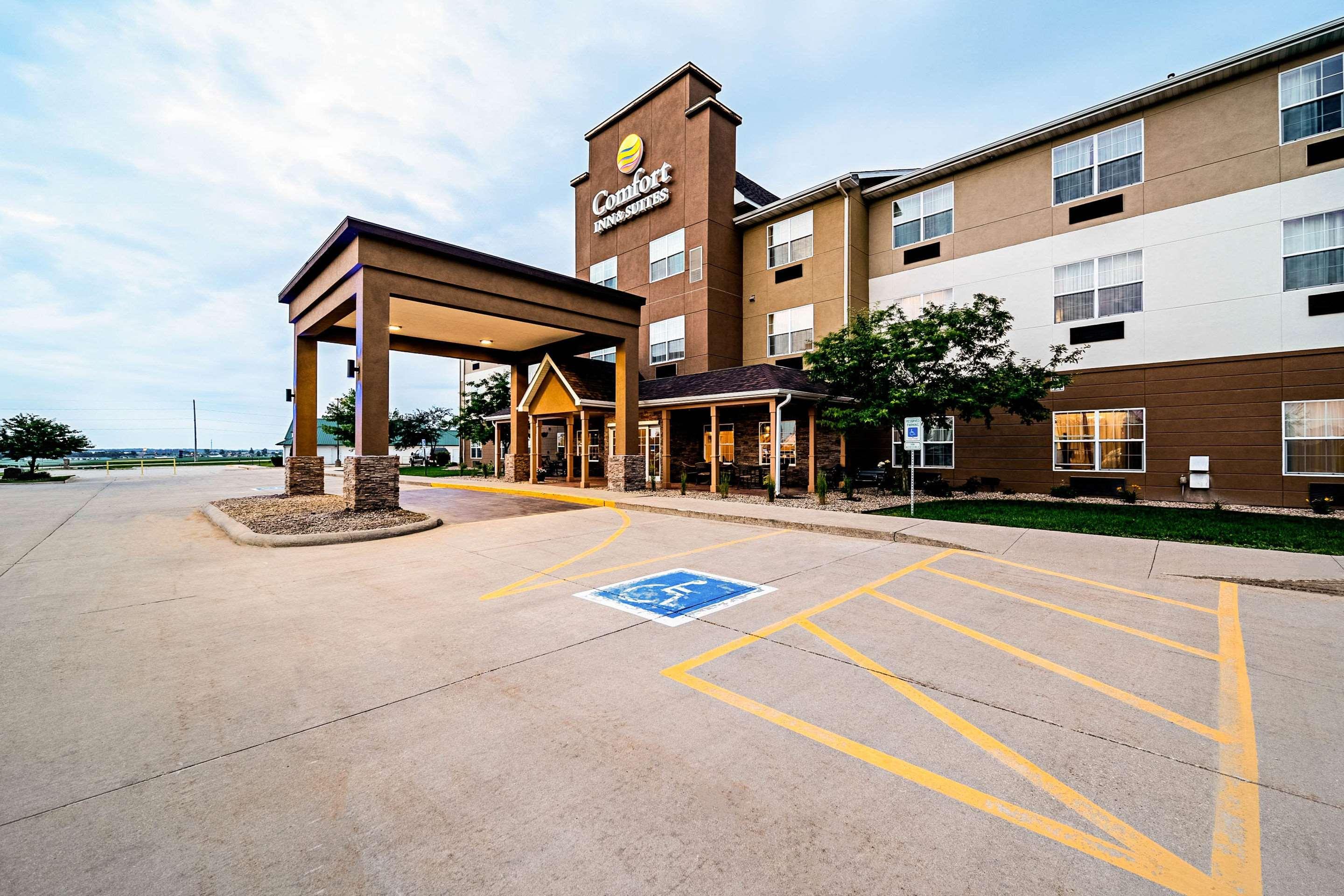 Comfort Inn & Suites Independence Экстерьер фото