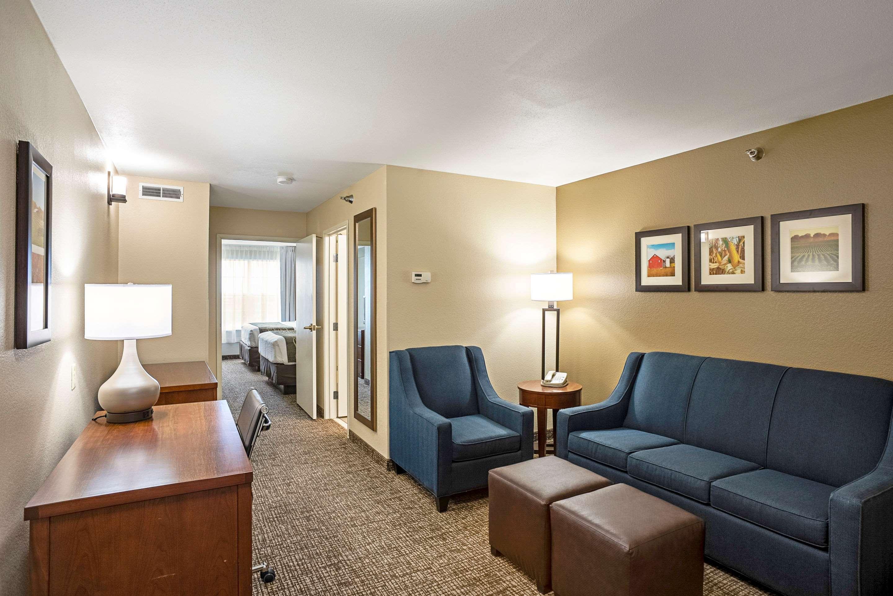 Comfort Inn & Suites Independence Экстерьер фото