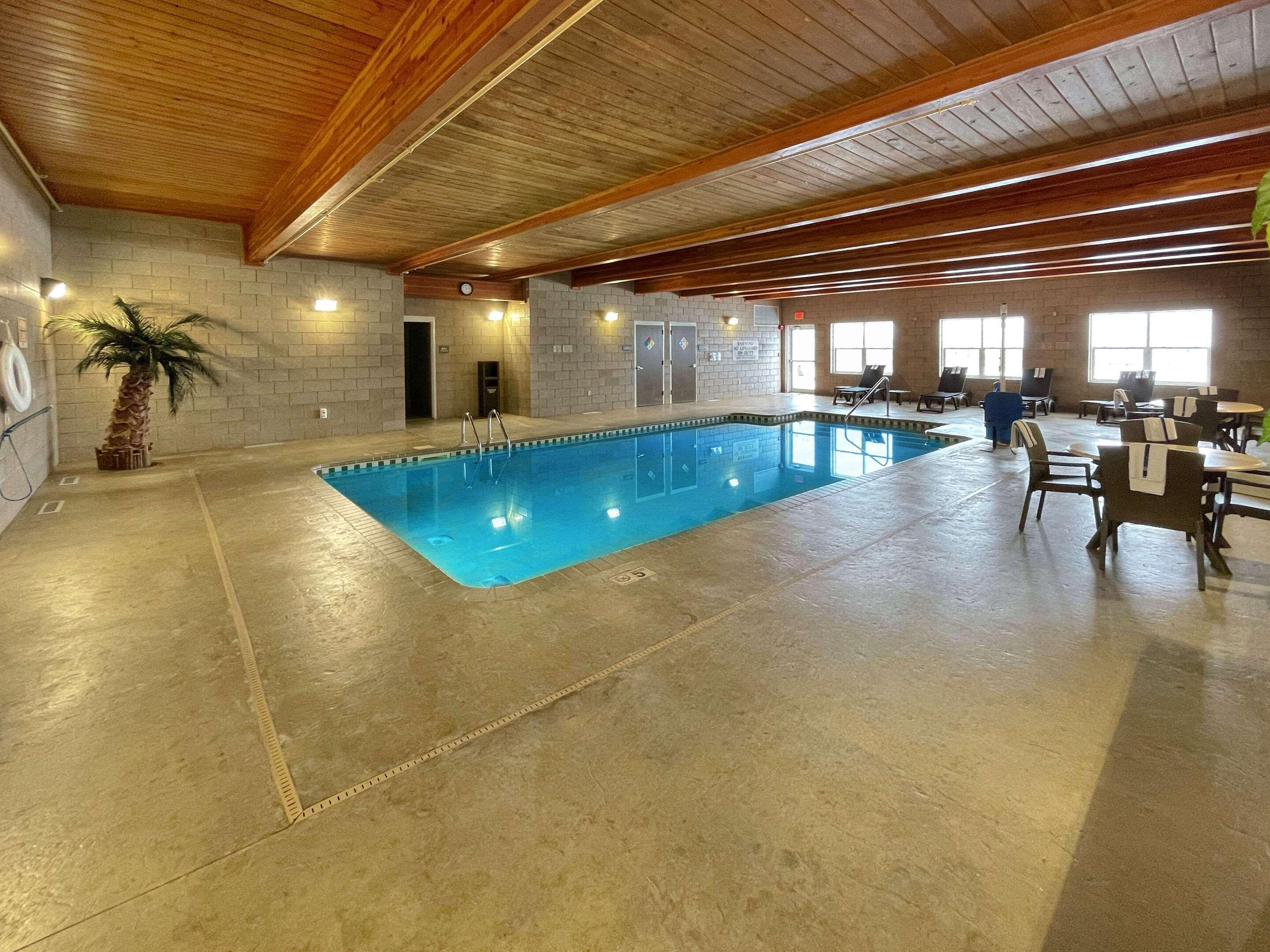 Comfort Inn & Suites Independence Экстерьер фото