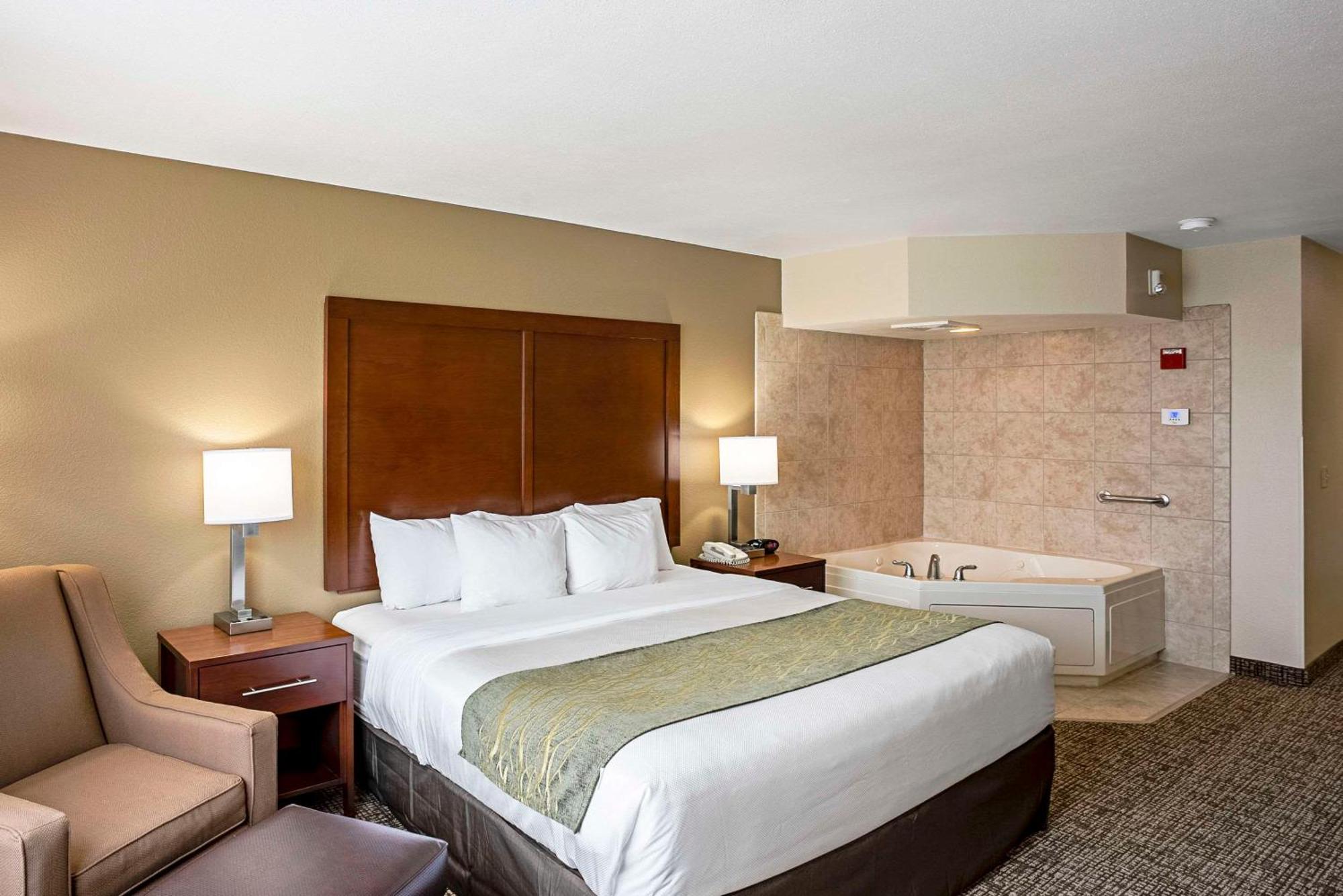 Comfort Inn & Suites Independence Экстерьер фото