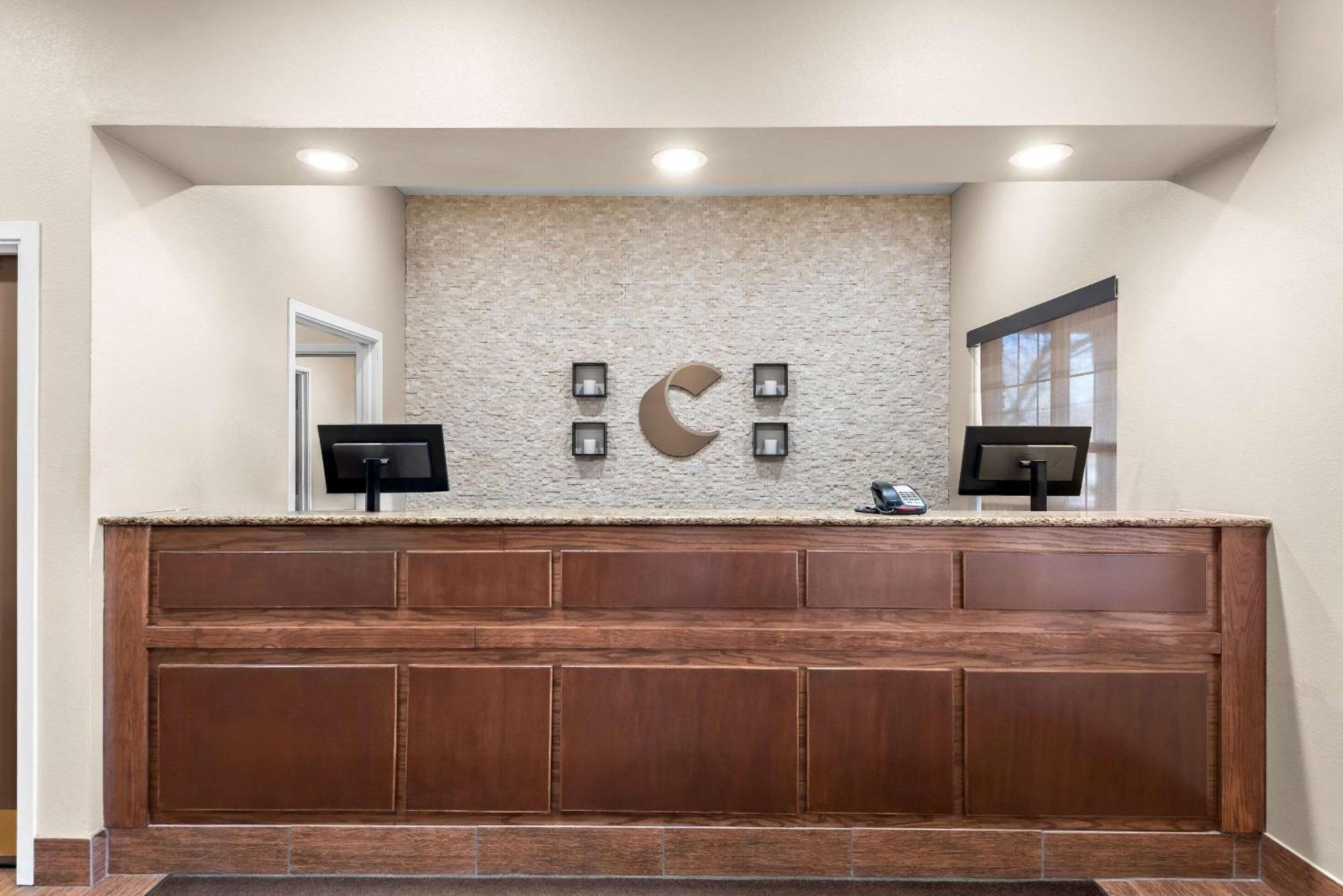 Comfort Inn & Suites Independence Экстерьер фото