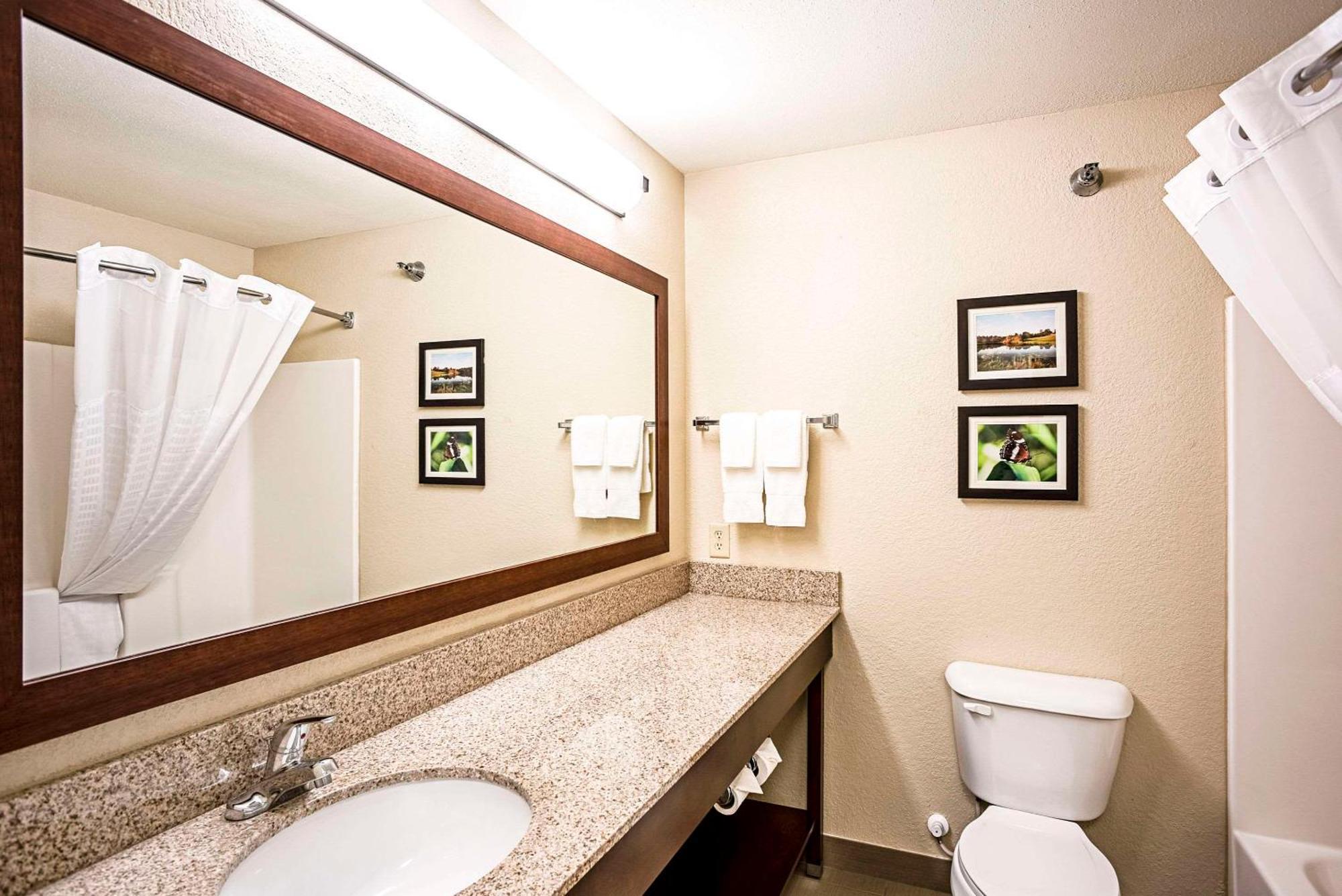 Comfort Inn & Suites Independence Экстерьер фото