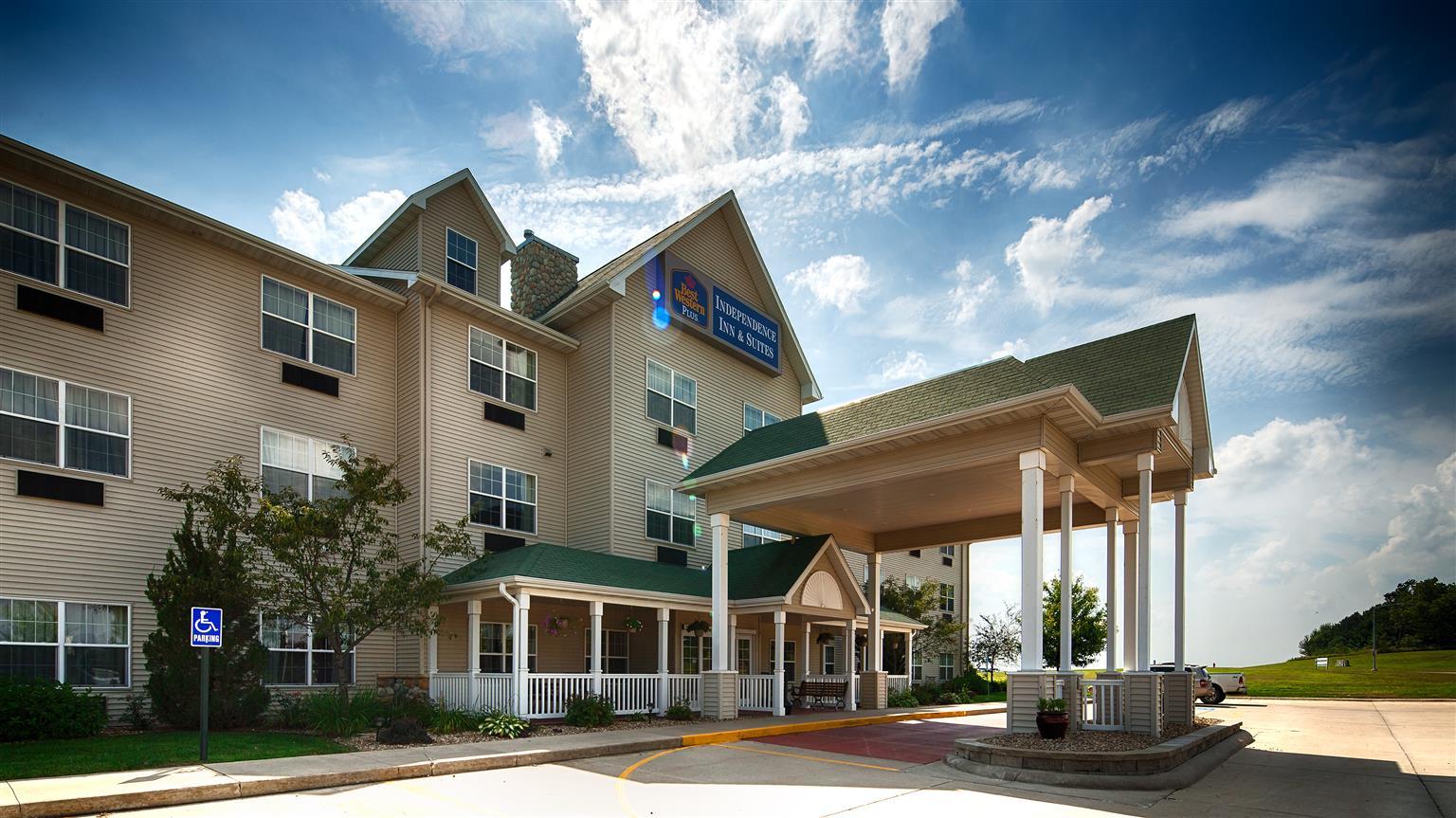 Comfort Inn & Suites Independence Экстерьер фото